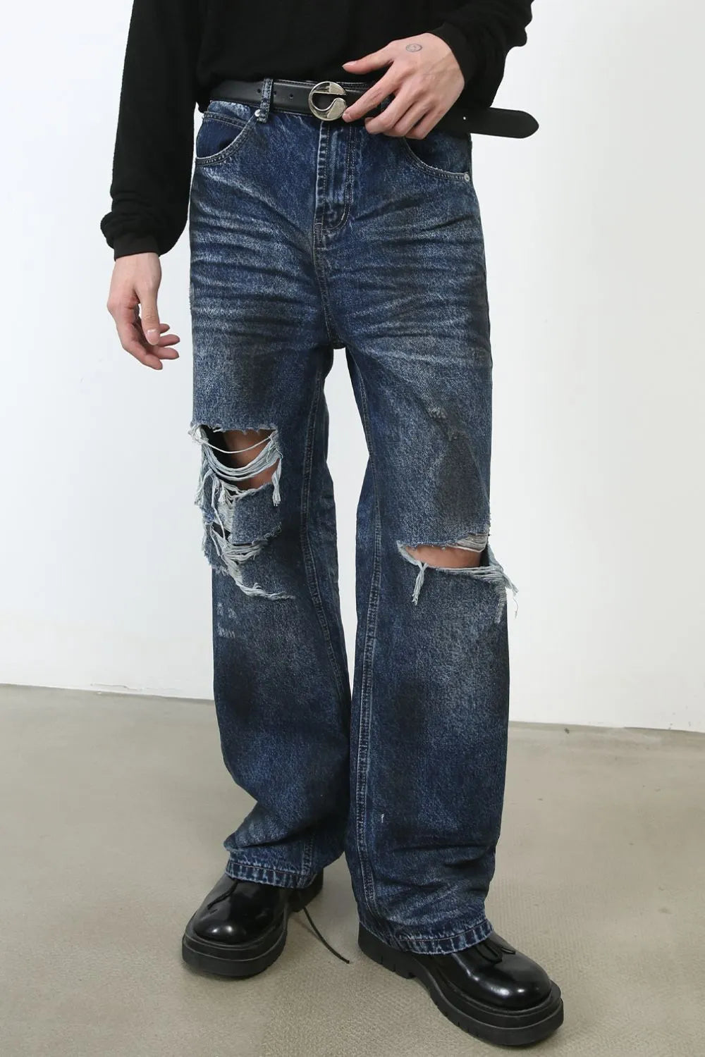 Men's Distressed Jeans with Pockets Carauana Store