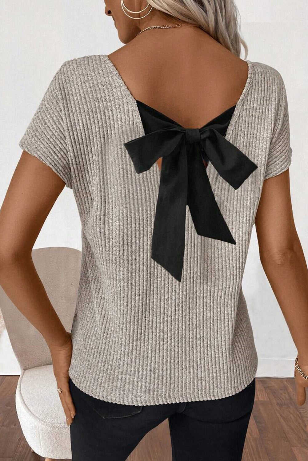 Gray Morn Ribbed Short Sleeve V Neck Colorblock Bow Back Top