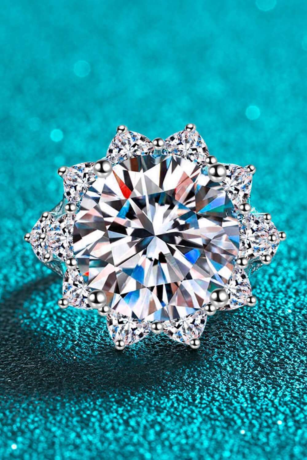 10 Carat Moissanite Flower-Shaped Ring Carauana Store