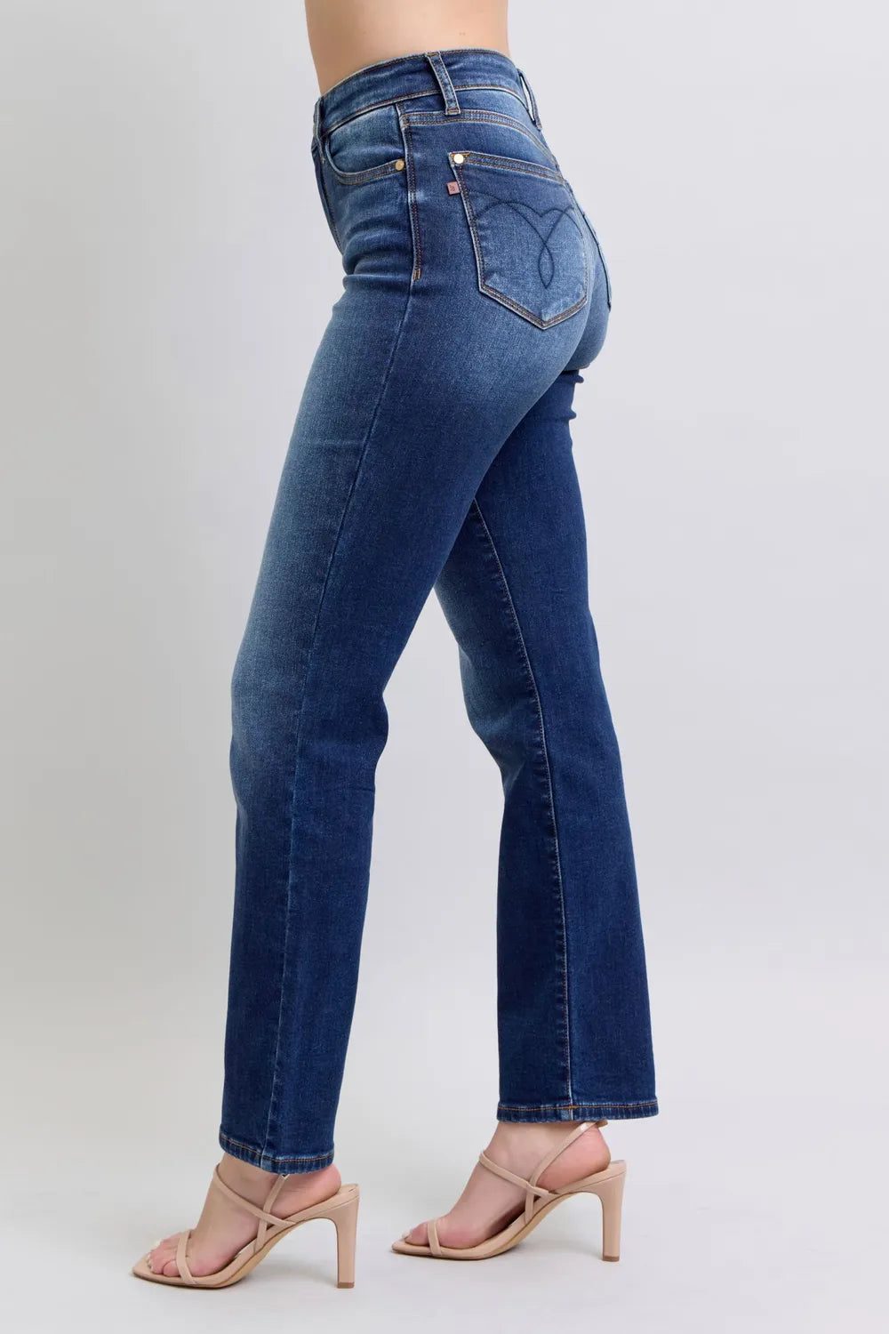 Judy Blue Full Size Washed Straight Leg Jeans with Pockets Carauana Store
