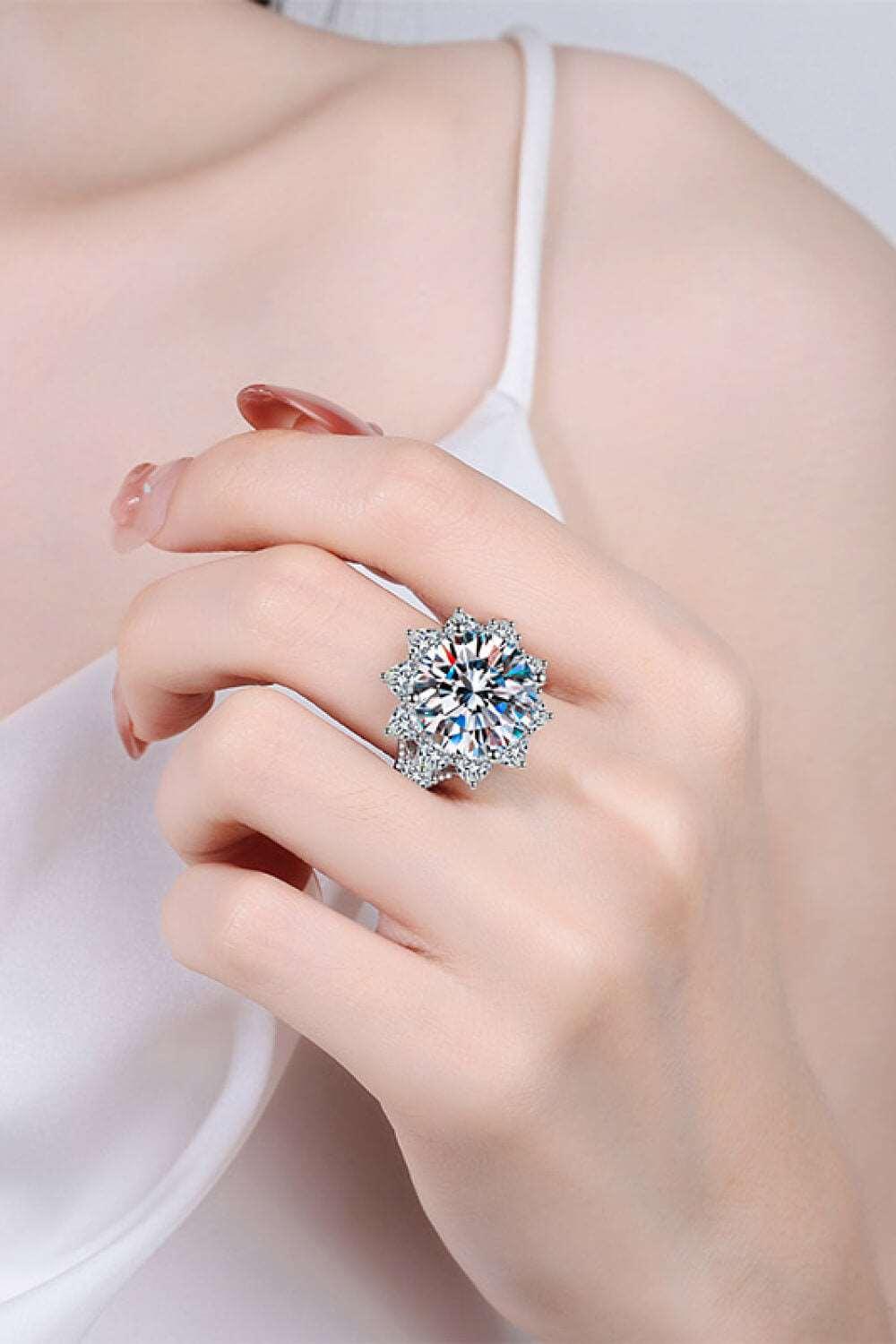 10 Carat Moissanite Flower-Shaped Ring Carauana Store