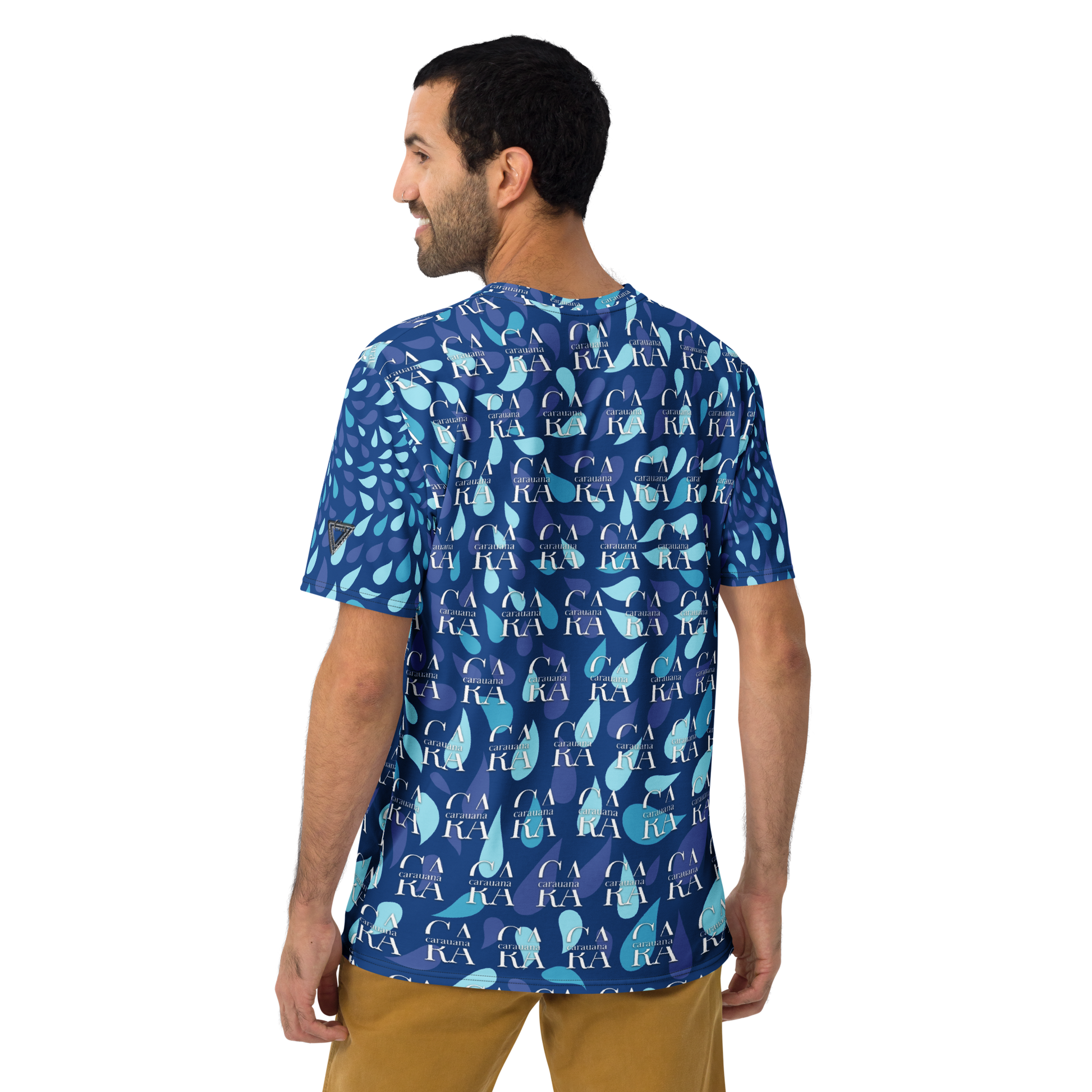 CaRaUaNa Men's t-shirt blue sky Carauana Store