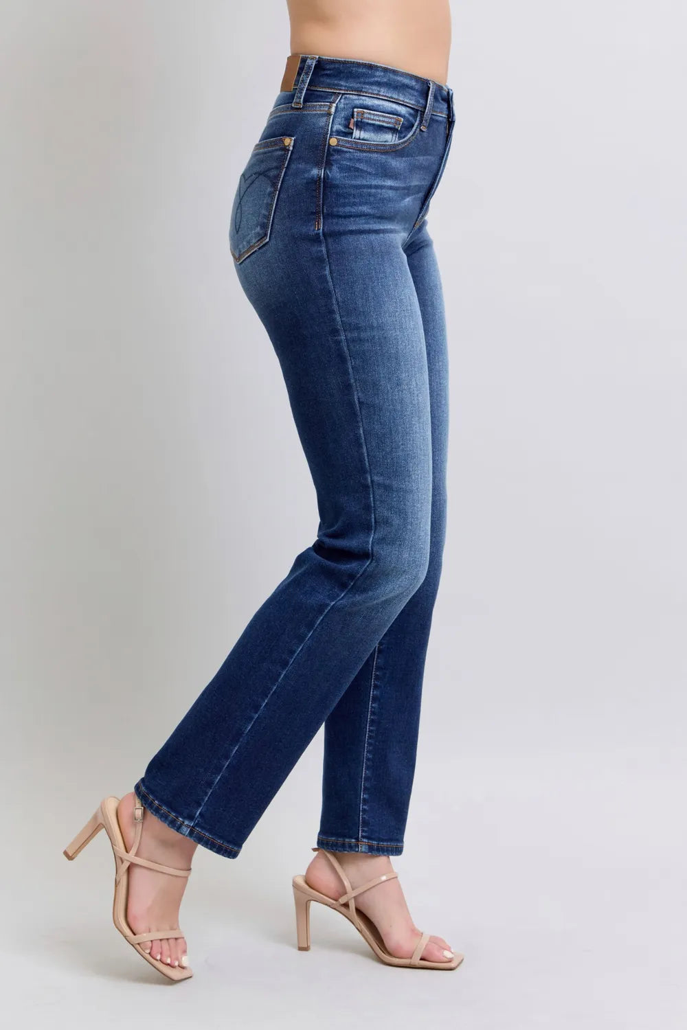Judy Blue Full Size Washed Straight Leg Jeans with Pockets Carauana Store