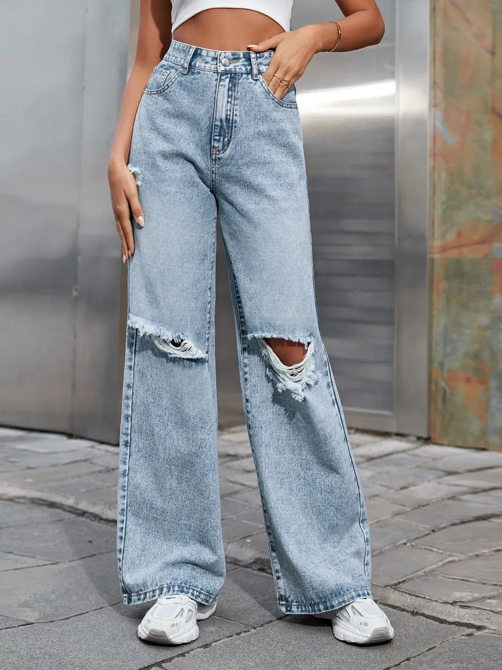 Distressed Wide Leg Jeans with Pockets Carauana Store