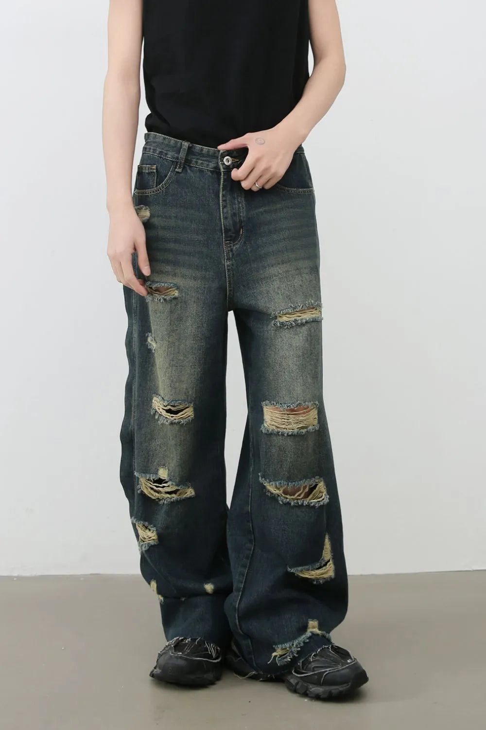 Men's Frayed Hem Distressed Wide Leg Jeans Carauana Store