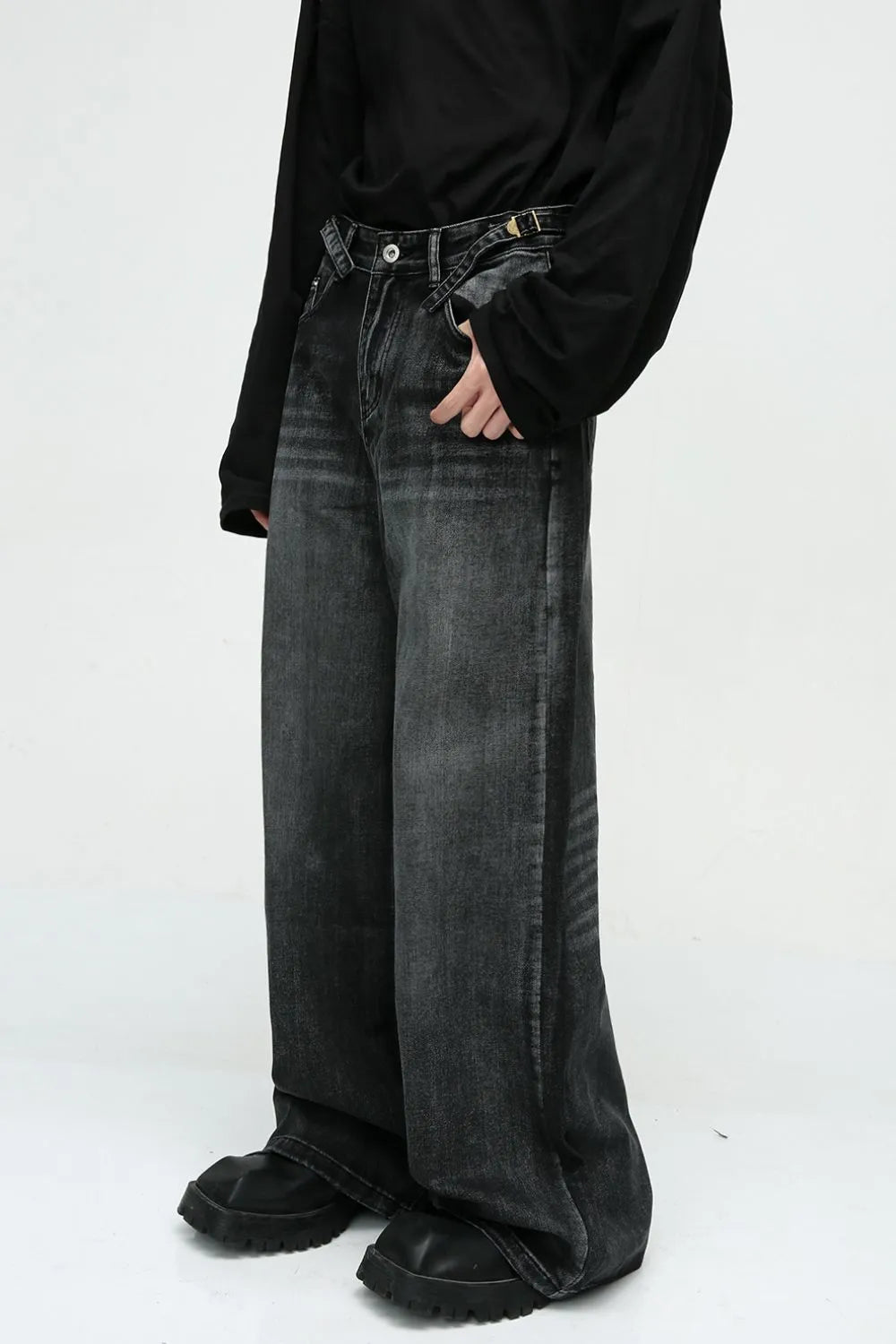 Wide Leg Jeans with Pockets Carauana Store
