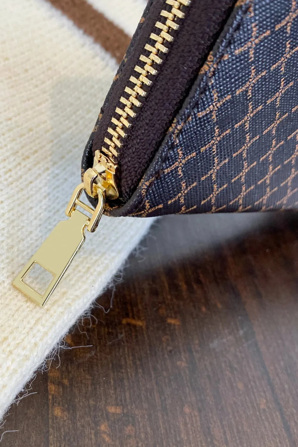 PU Leather Plaid Wallet Carauana Store