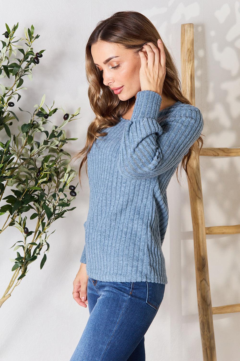 Ribbed Round Neck Lantern Sleeve Blouse