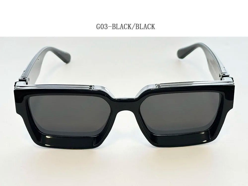 Carauana_Millionaire_GO3_FRONT_LACK_BLACK