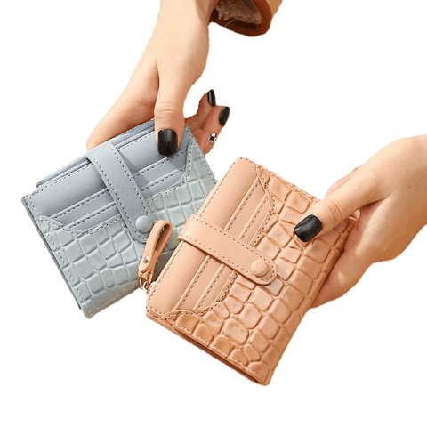 Sequined Mini Wallet for Women – Compact & Stylish